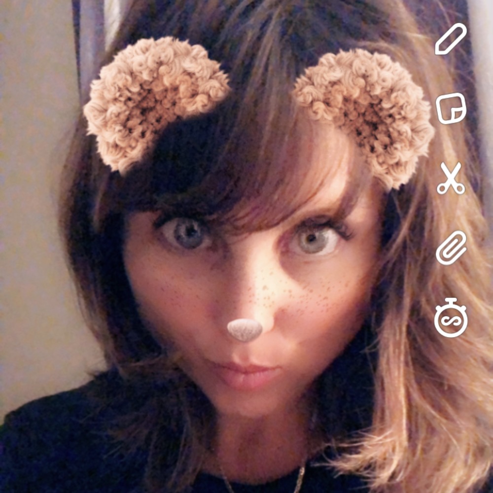 Meet your Posher, Danielle